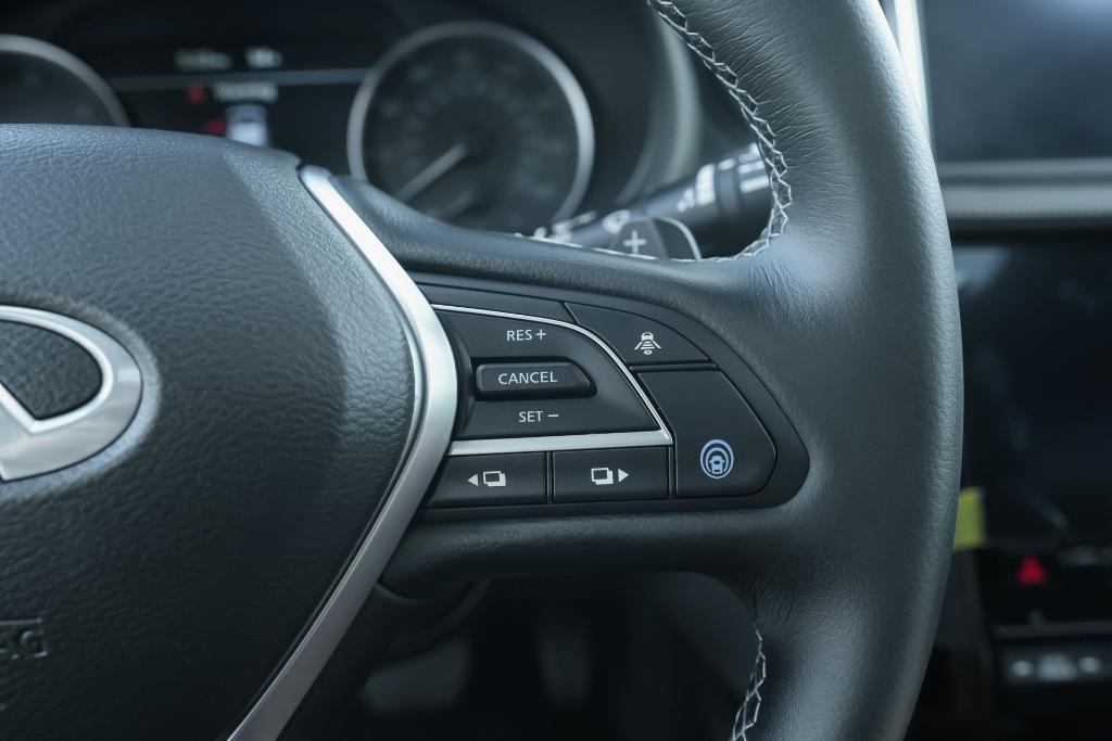 used 2025 INFINITI QX55 car, priced at $38,692