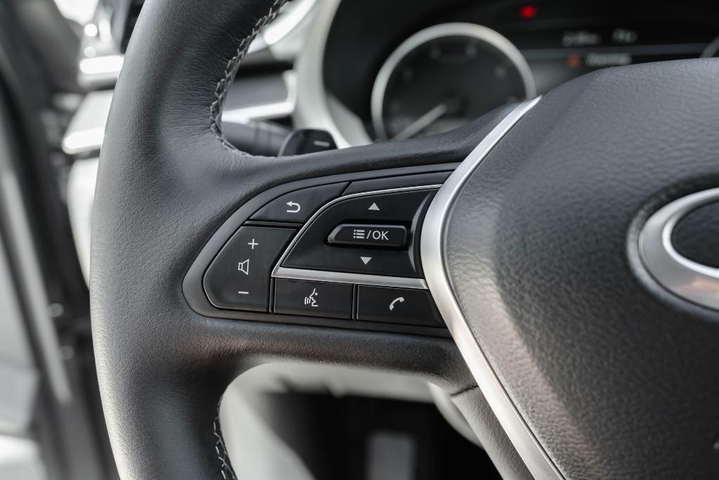 used 2025 INFINITI QX55 car, priced at $38,100