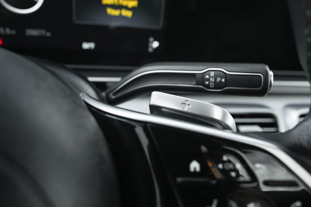 used 2024 Mercedes-Benz GLE 450 Plug-In Hybrid car, priced at $52,016