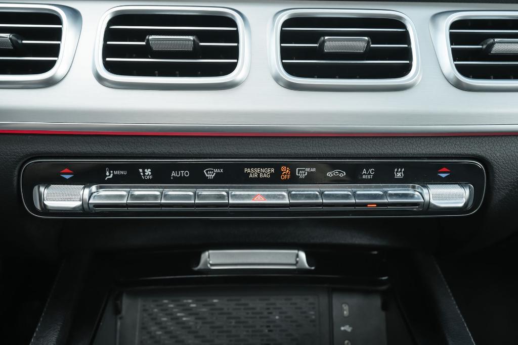 used 2024 Mercedes-Benz GLE 450 Plug-In Hybrid car, priced at $52,016