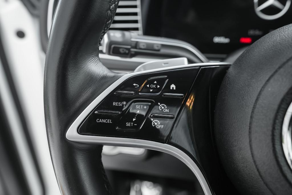 used 2024 Mercedes-Benz GLE 450 Plug-In Hybrid car, priced at $52,016