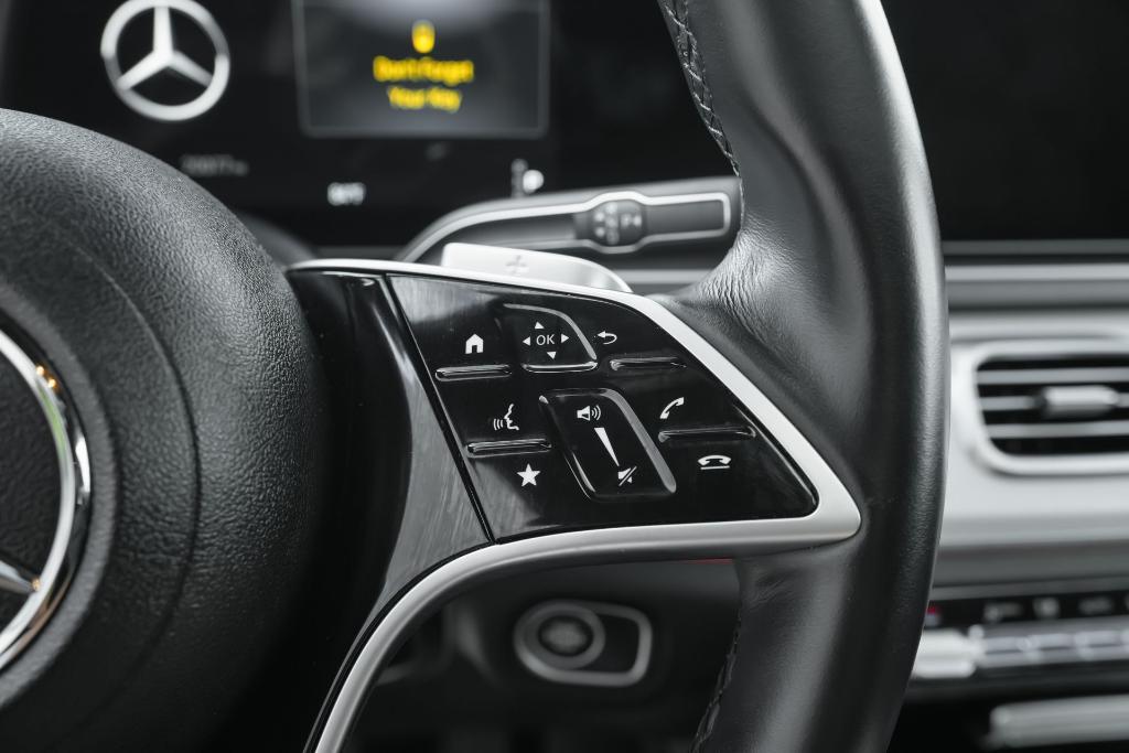 used 2024 Mercedes-Benz GLE 450 Plug-In Hybrid car, priced at $52,016