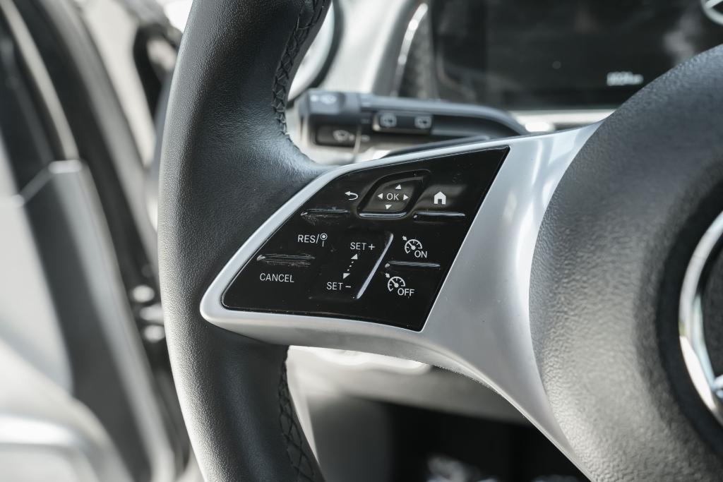 used 2025 Mercedes-Benz GLB 250 car, priced at $37,918