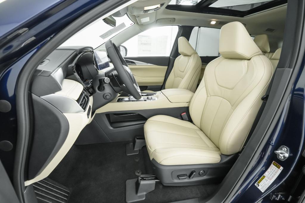 new 2025 INFINITI QX60 car, priced at $57,580