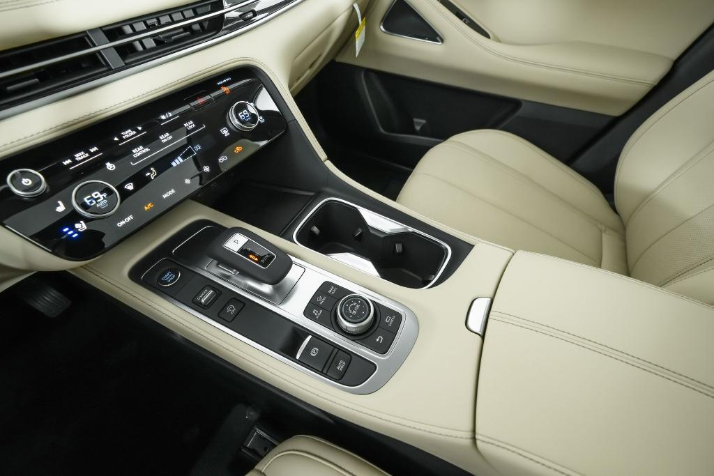 new 2025 INFINITI QX60 car, priced at $57,580