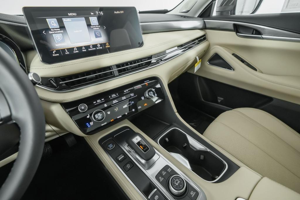 new 2025 INFINITI QX60 car, priced at $60,385