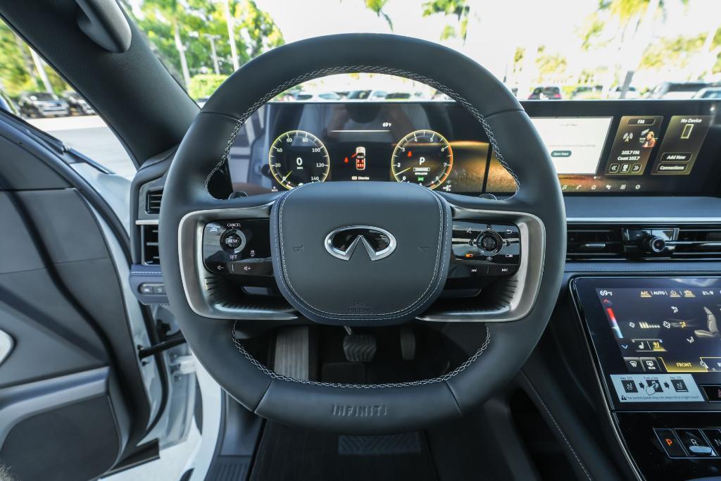 new 2026 INFINITI QX80 car, priced at $106,525