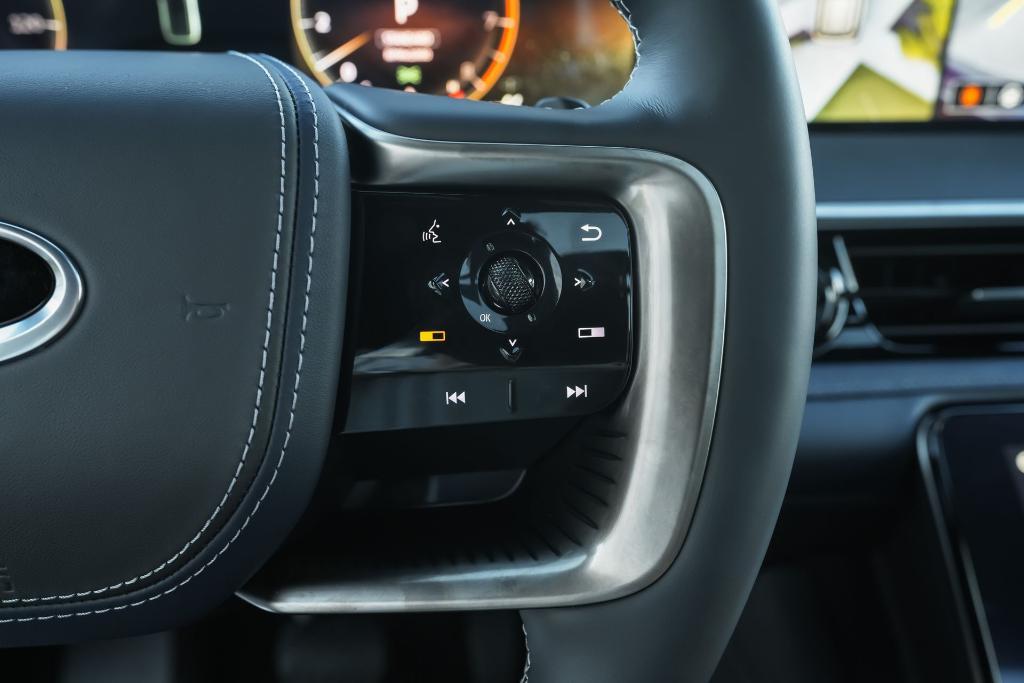 new 2026 INFINITI QX80 car, priced at $106,525