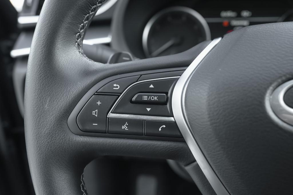 used 2025 INFINITI QX55 car, priced at $41,500