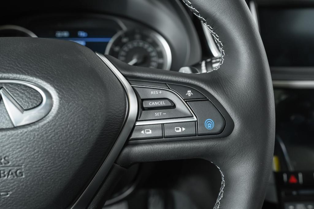 new 2025 INFINITI QX55 car, priced at $51,585