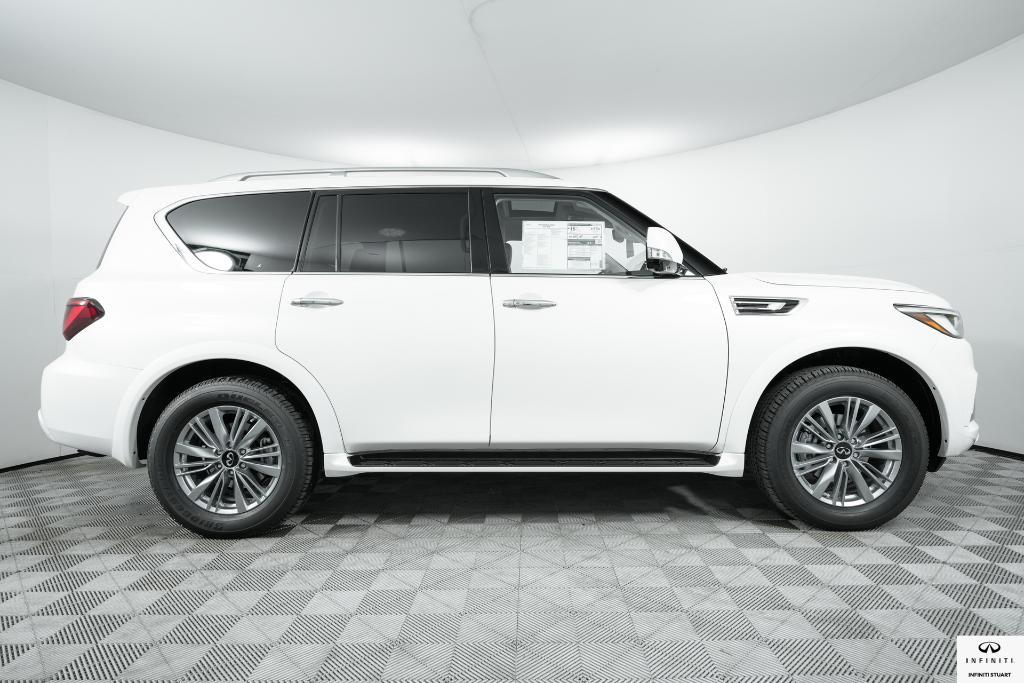 new 2024 INFINITI QX80 car, priced at $75,947