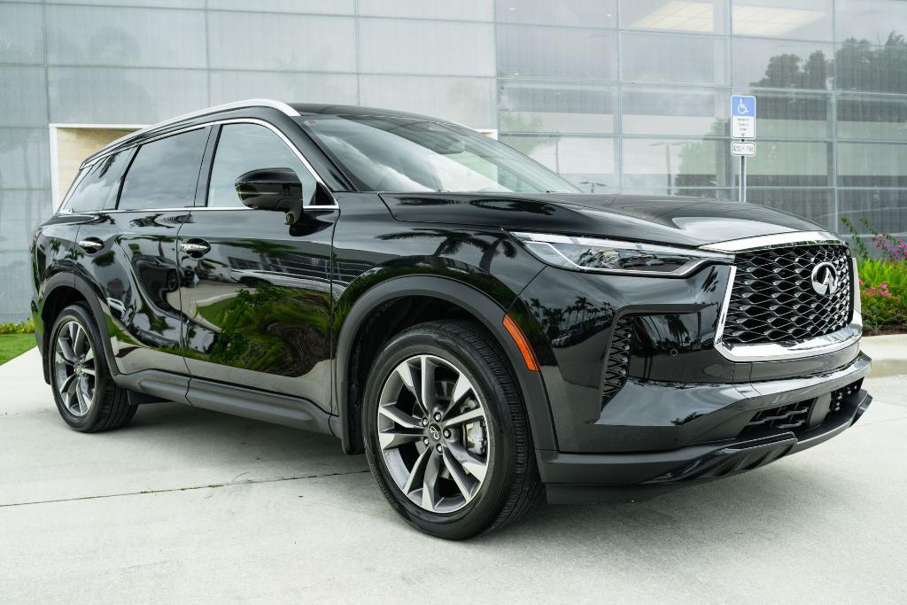 used 2025 INFINITI QX60 car, priced at $45,245