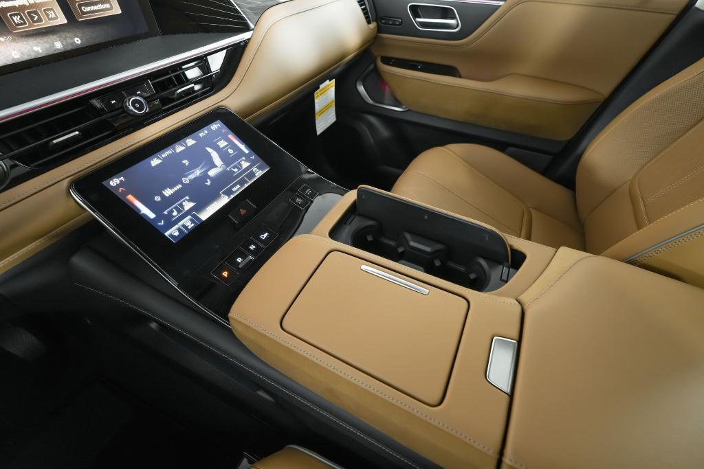 new 2025 INFINITI QX80 car, priced at $105,840