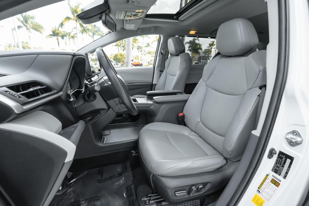 used 2024 Toyota Sienna car, priced at $34,878