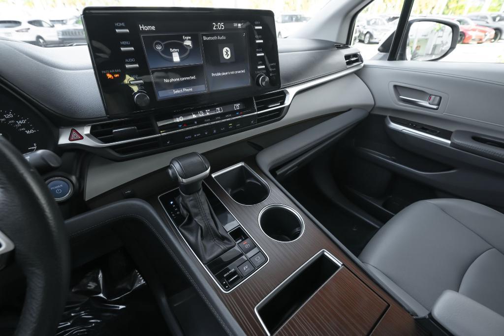 used 2024 Toyota Sienna car, priced at $34,878