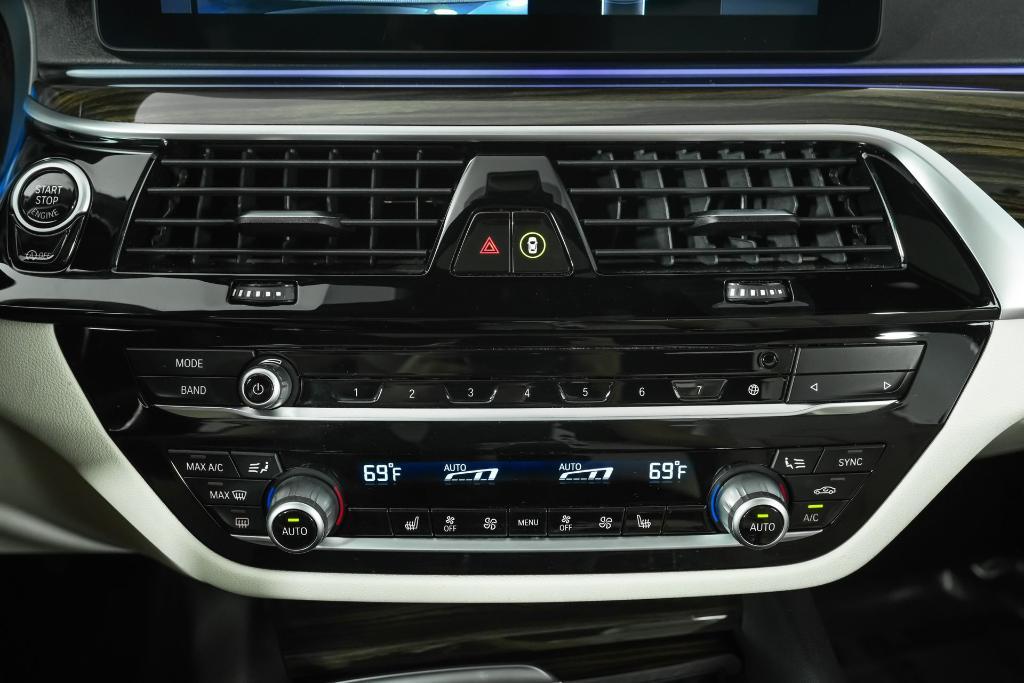 used 2022 BMW 530 car, priced at $34,238