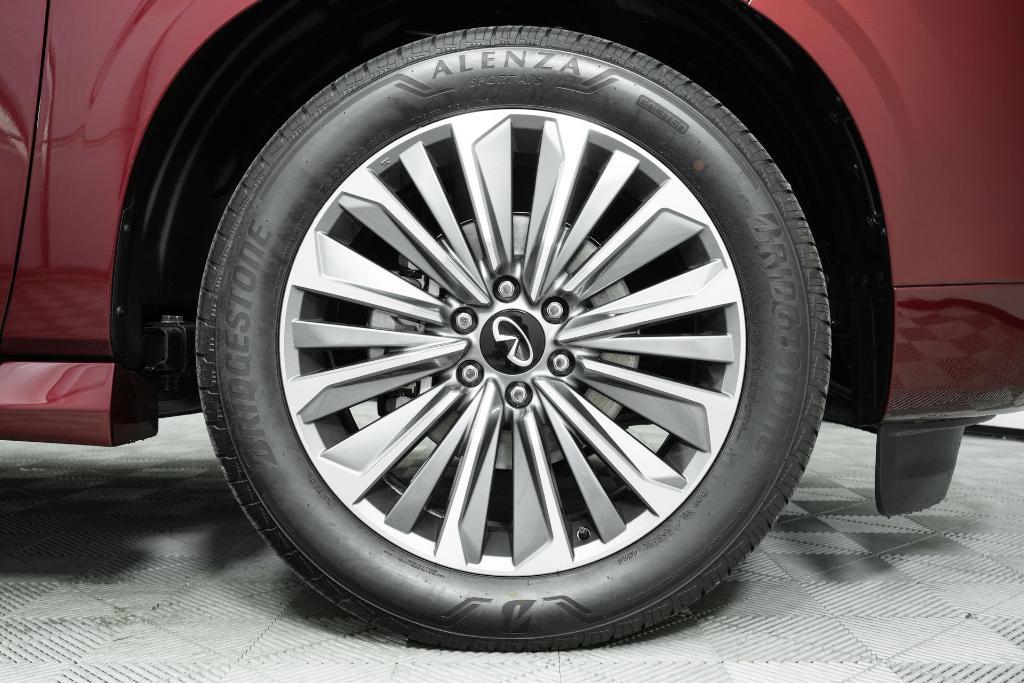 new 2025 INFINITI QX80 car, priced at $89,895