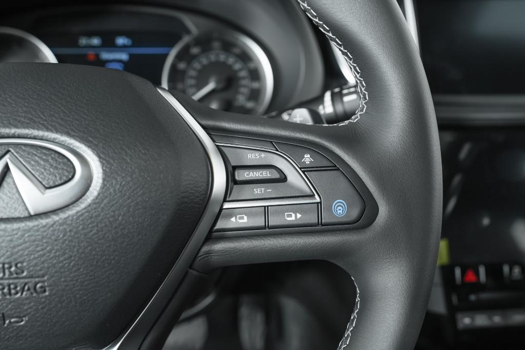 new 2025 INFINITI QX55 car, priced at $52,280