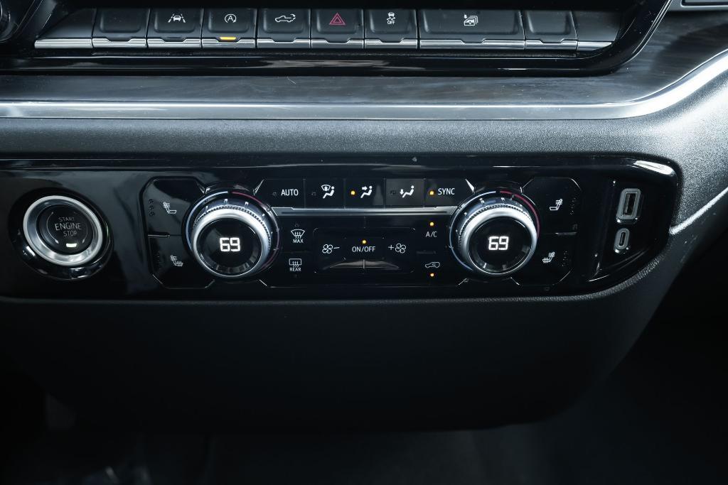 used 2024 GMC Sierra 1500 car, priced at $43,049