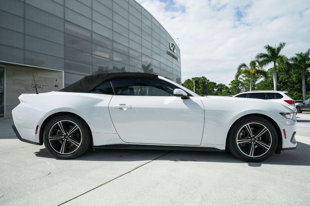 used 2024 Ford Mustang car, priced at $32,995