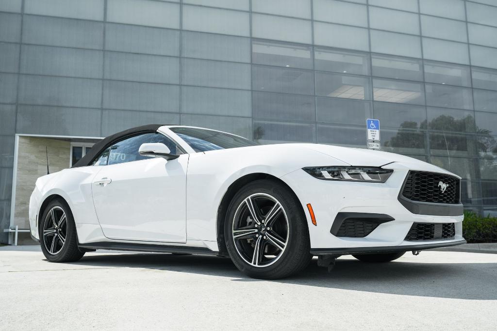 used 2024 Ford Mustang car, priced at $32,995