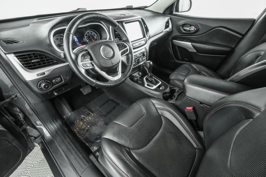 used 2018 Jeep Cherokee car, priced at $19,343