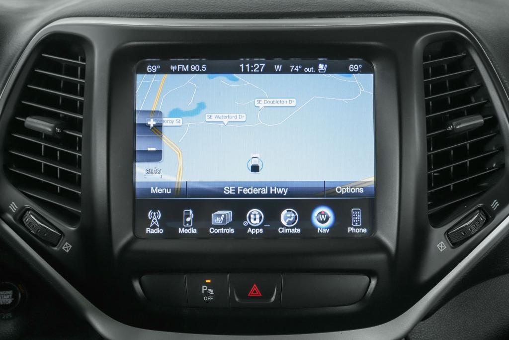used 2018 Jeep Cherokee car, priced at $19,343