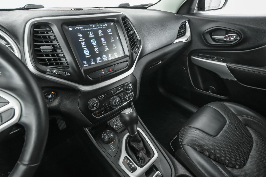used 2018 Jeep Cherokee car, priced at $19,343