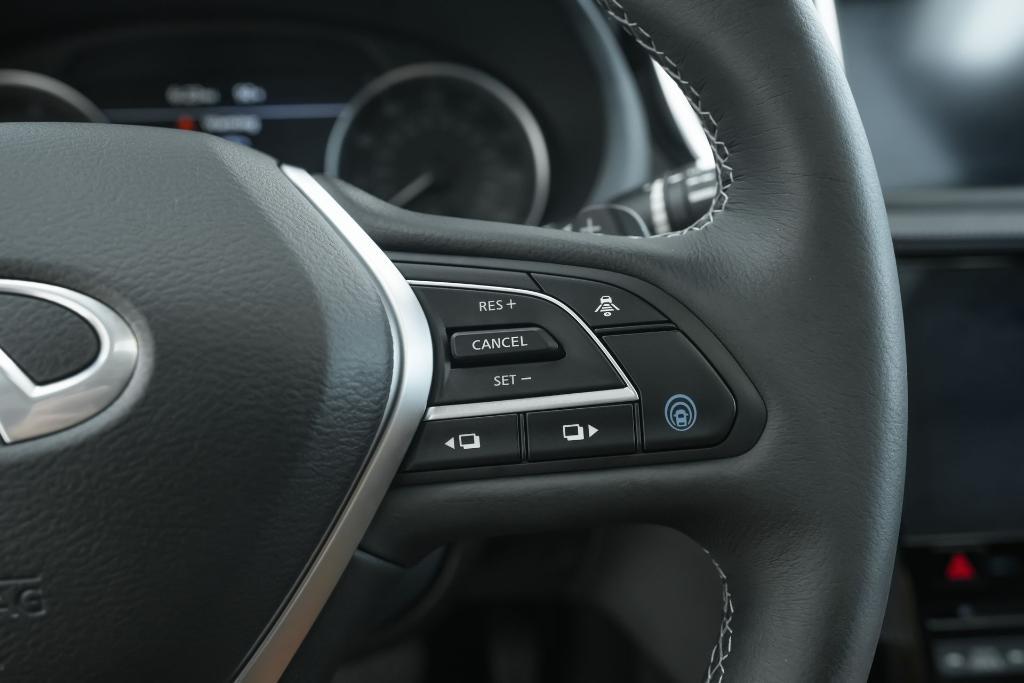 used 2025 INFINITI QX55 car, priced at $38,209