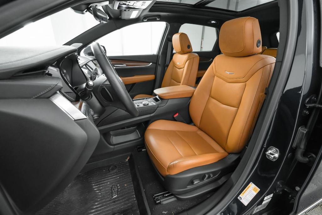 used 2024 Cadillac XT5 car, priced at $45,835