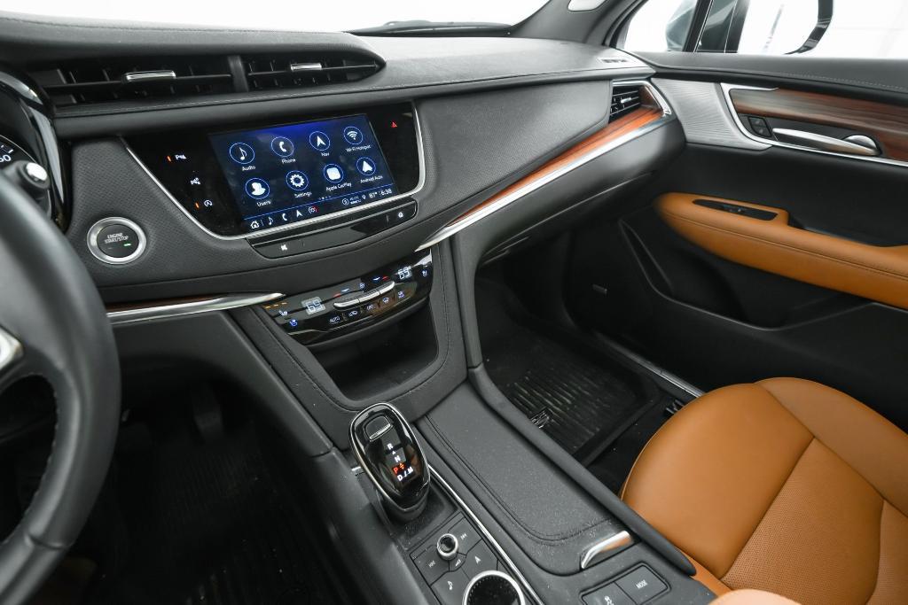used 2024 Cadillac XT5 car, priced at $45,835