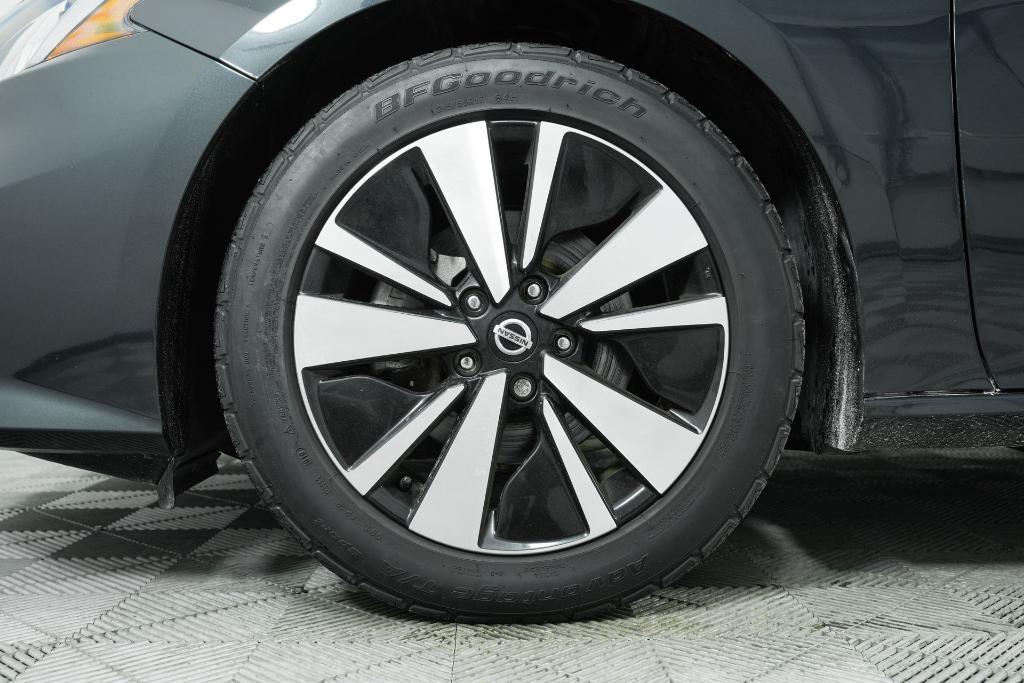used 2022 Nissan Altima car, priced at $19,152