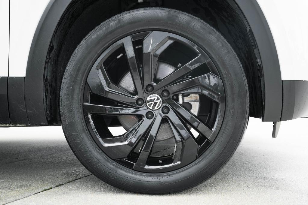 used 2022 Volkswagen Atlas car, priced at $25,407