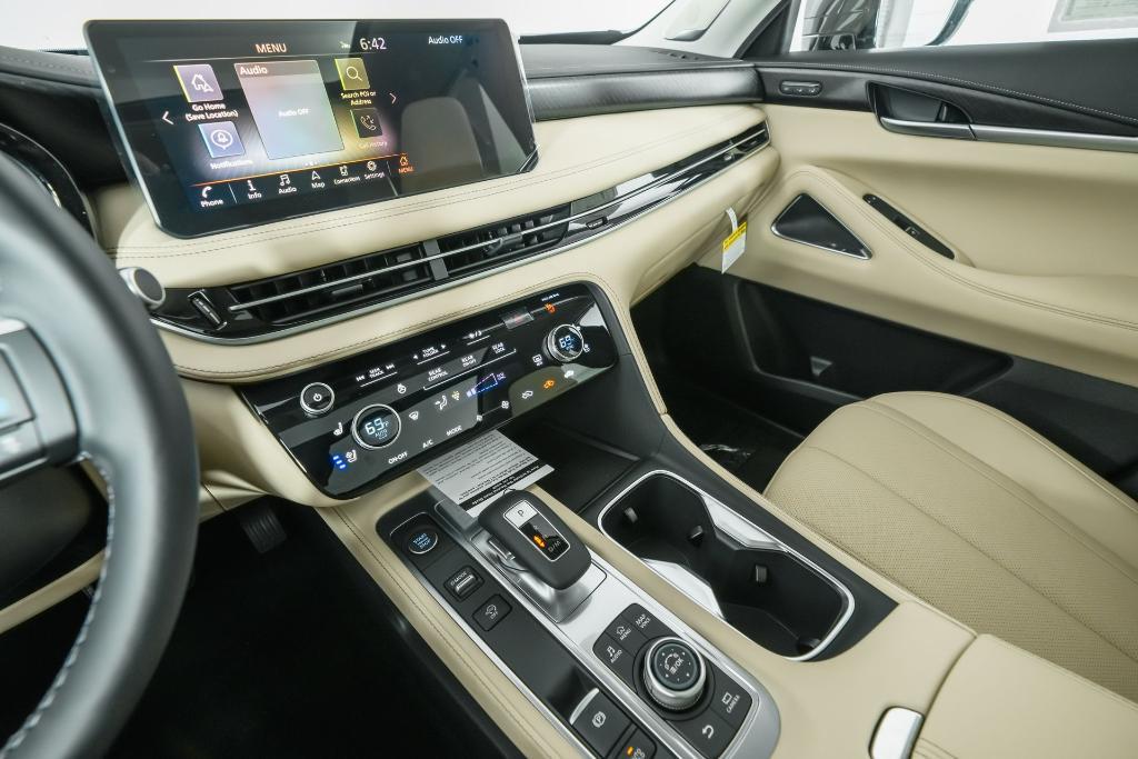 new 2025 INFINITI QX60 car, priced at $65,810