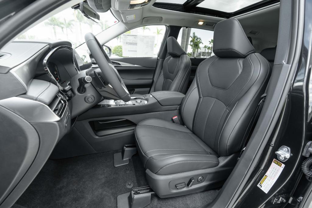 new 2026 INFINITI QX60 car, priced at $56,706