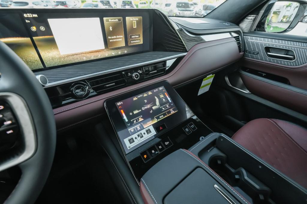 new 2026 INFINITI QX80 car, priced at $116,655
