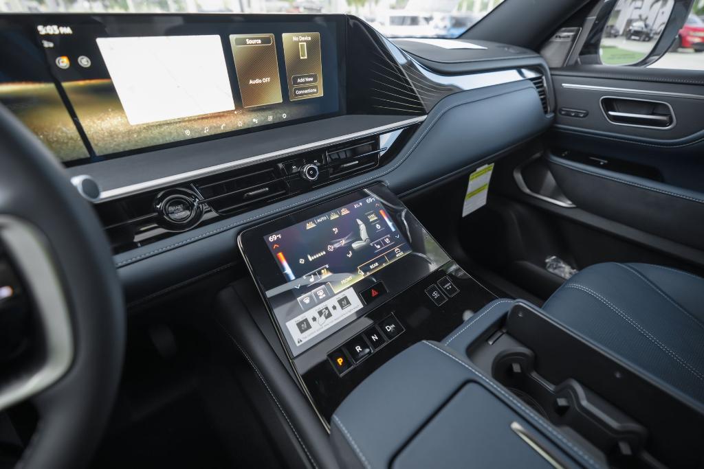 new 2026 INFINITI QX80 car, priced at $95,206