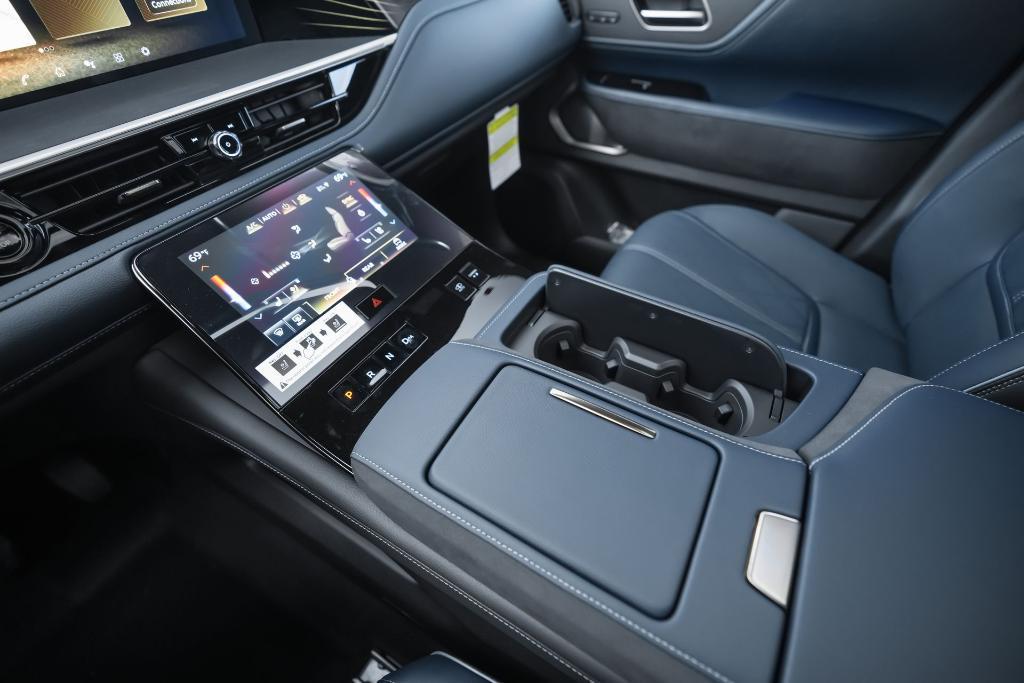 new 2026 INFINITI QX80 car, priced at $95,206