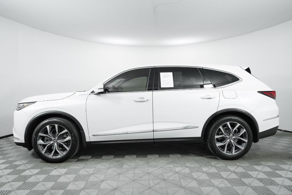 used 2023 Acura MDX car, priced at $40,391