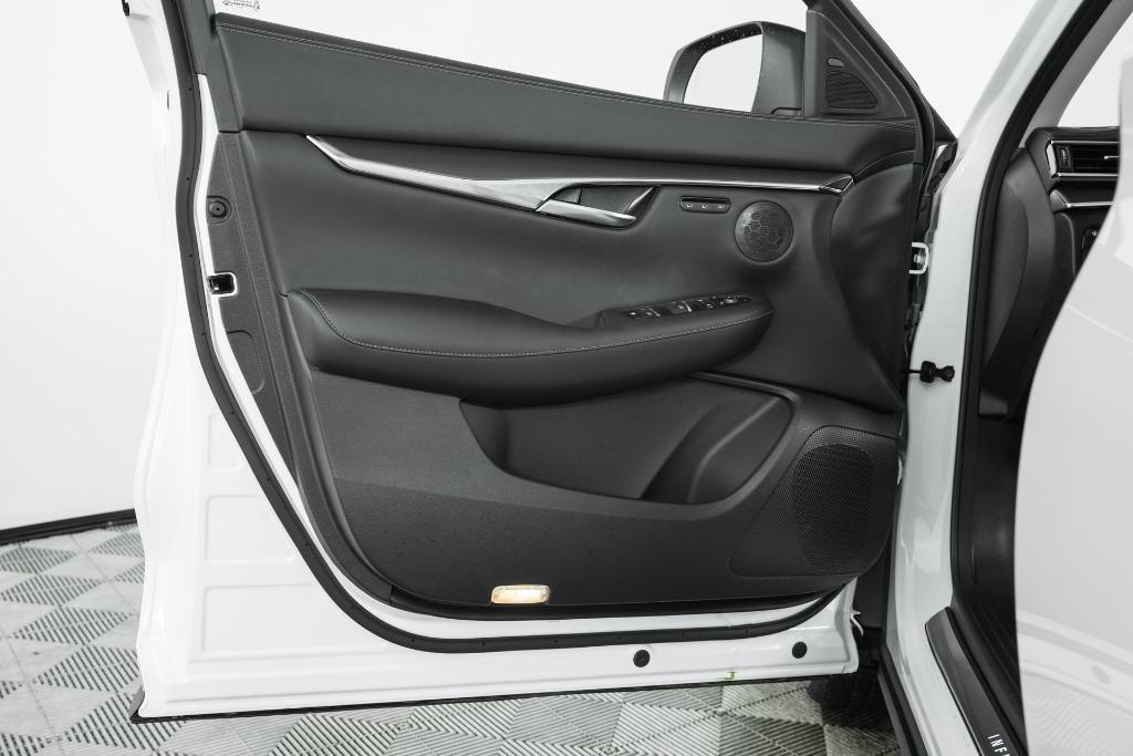 new 2025 INFINITI QX50 car, priced at $48,770