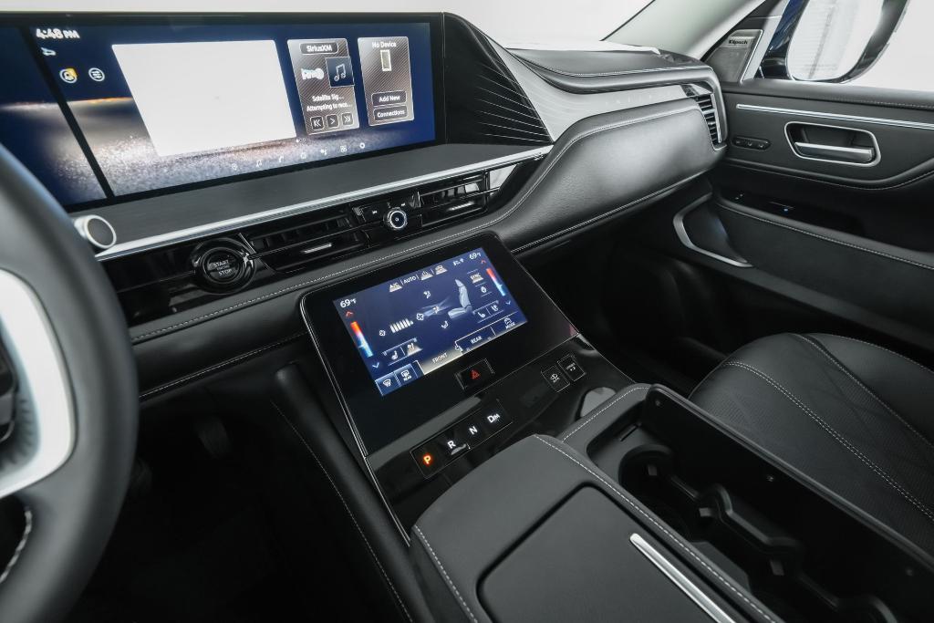 new 2025 INFINITI QX80 car, priced at $99,840
