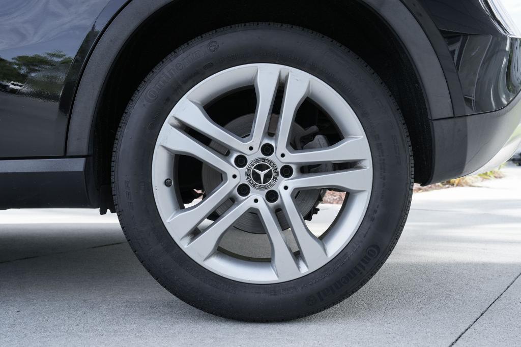 used 2020 Mercedes-Benz GLA 250 car, priced at $19,528