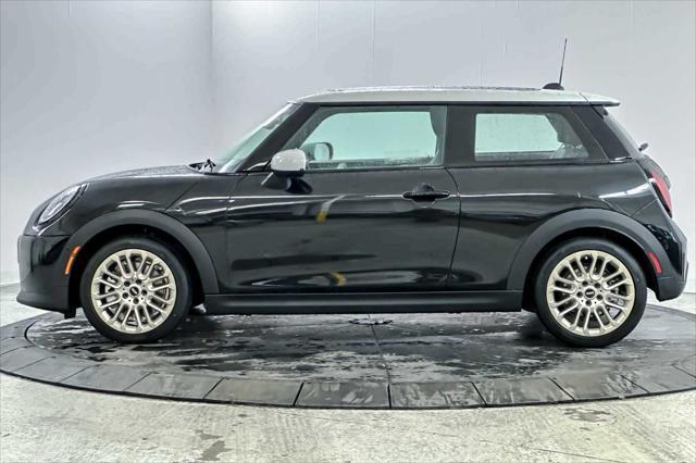 new 2025 MINI Hardtop car, priced at $32,430