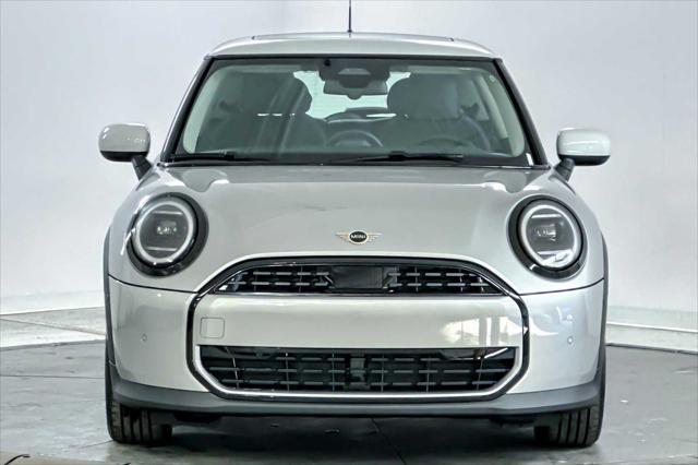 new 2025 MINI Hardtop car, priced at $32,430