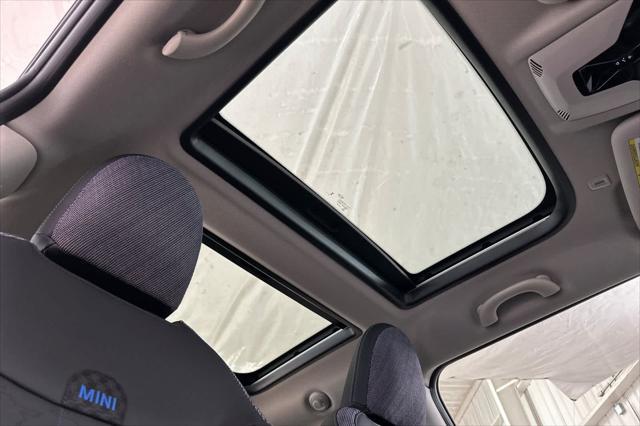 new 2025 MINI Hardtop car, priced at $32,430