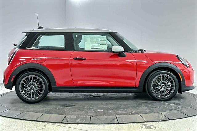 new 2025 MINI Hardtop car, priced at $32,430