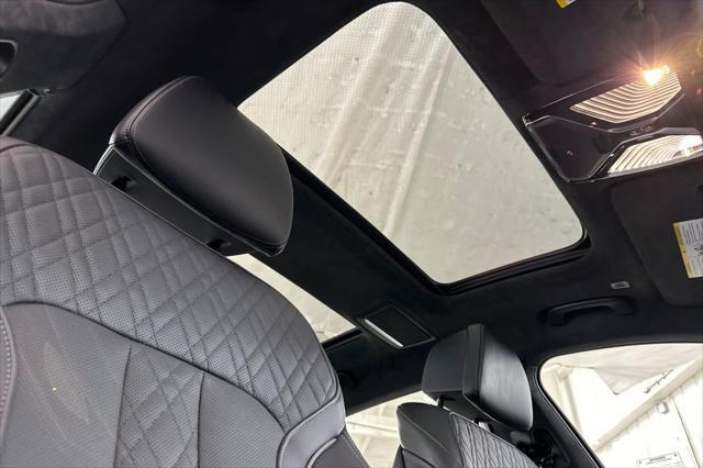 used 2022 BMW 750 car, priced at $57,000