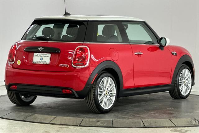 used 2024 MINI Hardtop car, priced at $27,750