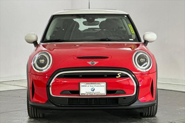 used 2024 MINI Hardtop car, priced at $27,750