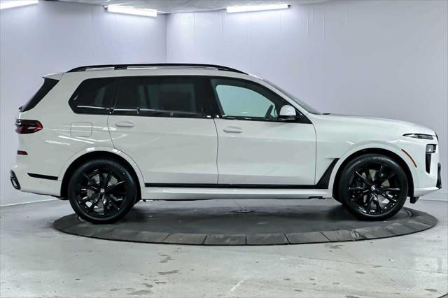 new 2025 BMW X7 car, priced at $98,385